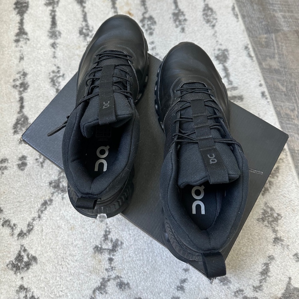 On Cloud Hi (waterproof)